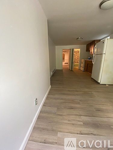 1st image of 424 Zeigler Ave APT 4