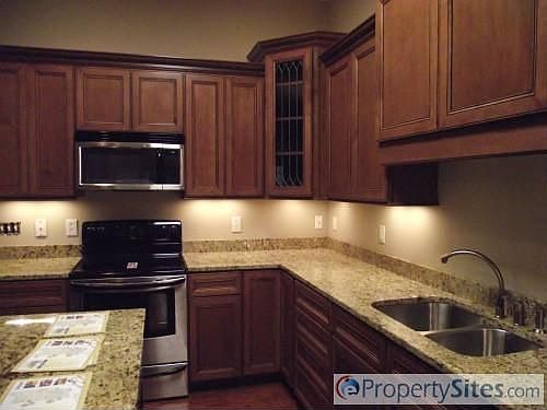 3rd image of 2546 Maple Branch Ln
