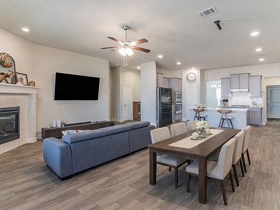 2nd image of 10638 Cherry Tree Way