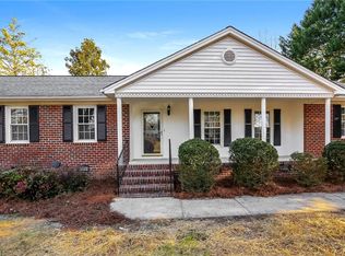 102 Travis Ln, Gibsonville, NC 27249