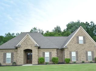 1239 Fieldstone St, Hernando, MS 38632