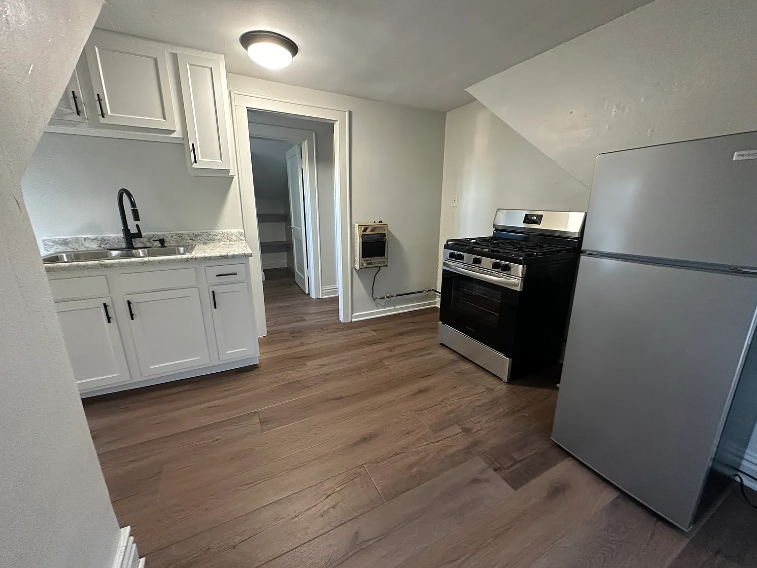 623 Jefferson Ave — Photo 3