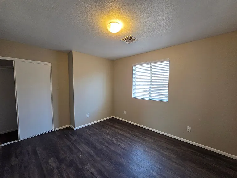 346 Rio Grande Ct — Photo 15