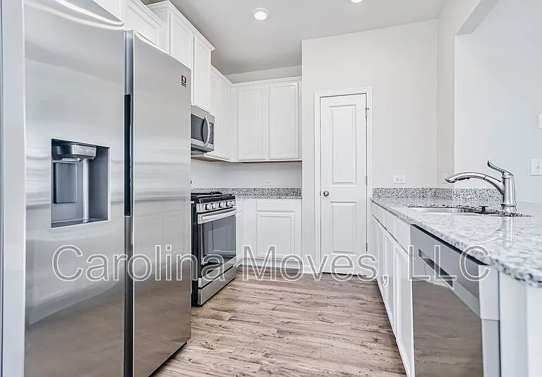 203 Stone Fruit Ct — Photo 7