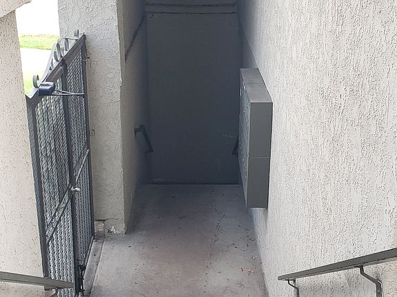 3rd image of 434 E Elmwood Ave APT 106