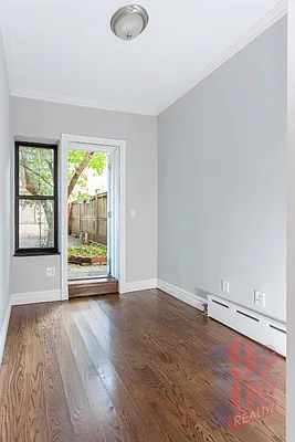 Rented by REAL New York | media 10