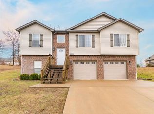 19714 Ladera Rd, Waynesville, MO 65583