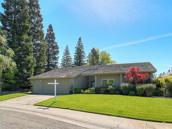 2nd image of 1228 Lantern Ct