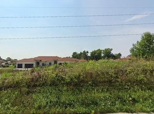 1606 Vico Pass, Oconomowoc, WI 53066