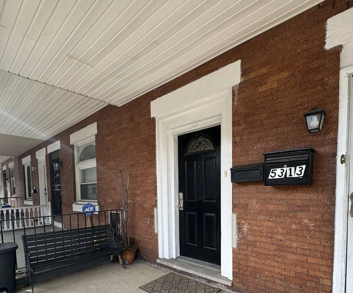 2 bed, 1.0 bath, 1592 sqft, $1,375 — Photo 1