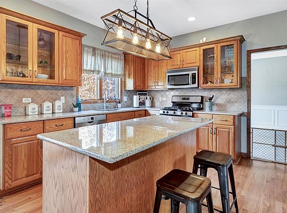 3rd image of 13348 Vicarage Dr