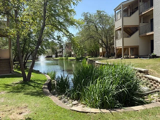 183 N Waters Edge Dr W #301 — Photo 13