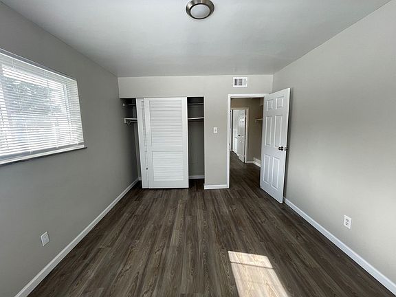 5th image of 1557 Alexandria Dr APT 1B