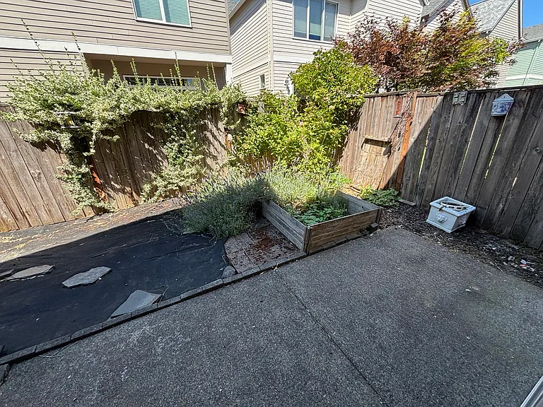 20681 SW Rosemount St — Photo 30