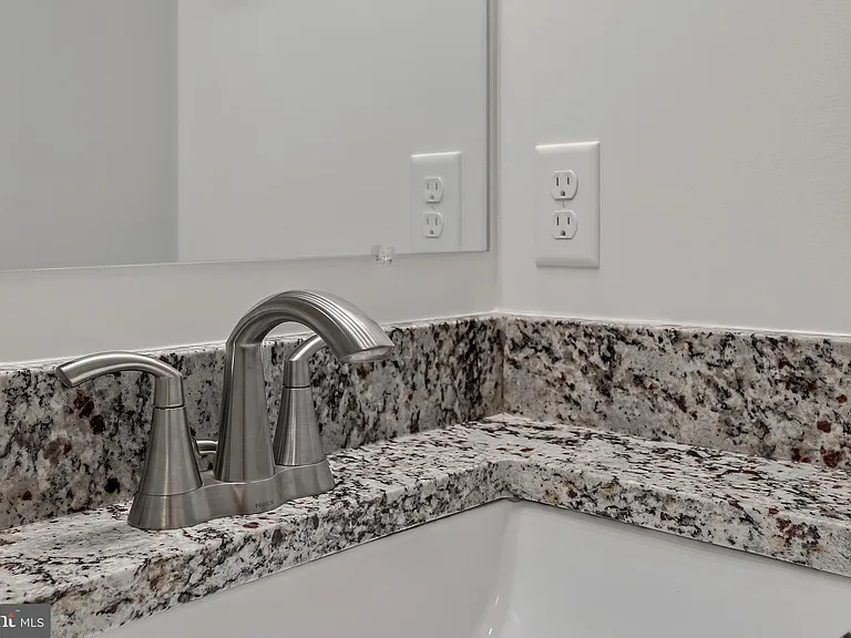 406 Valor Way — Photo 21