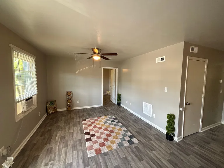 310 Osceola St — Photo 9
