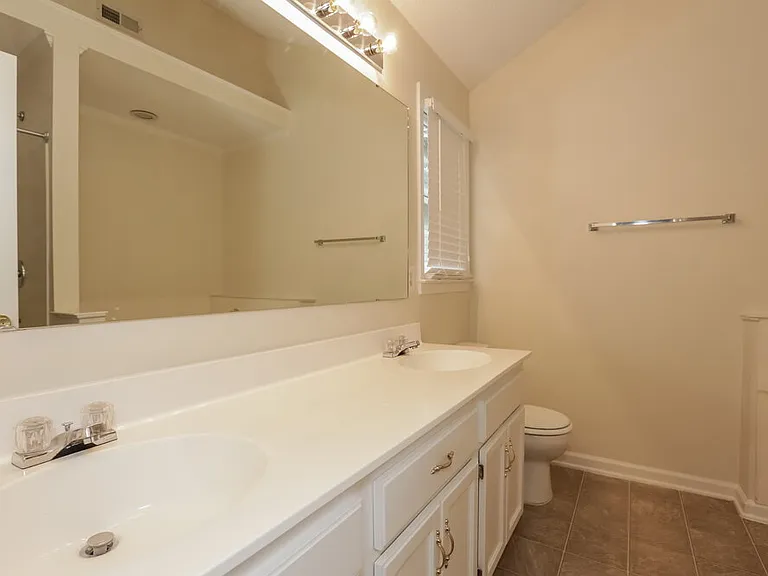 3012 Emerald Meadow Ln — Photo 8
