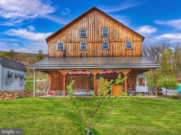 1568 Cumberland Rd, Bedford, PA 15522