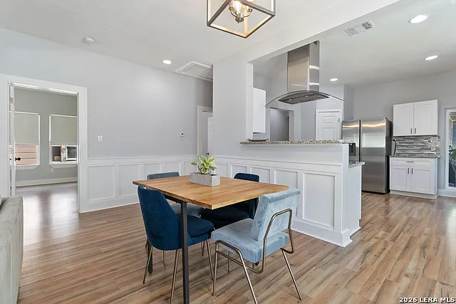 944 Fulton Ave — Photo 11