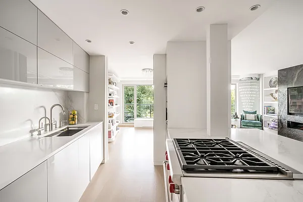Sold by Compass | media 14