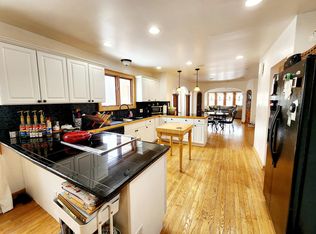 3600 N Murray Ave, Milwaukee, WI 53211