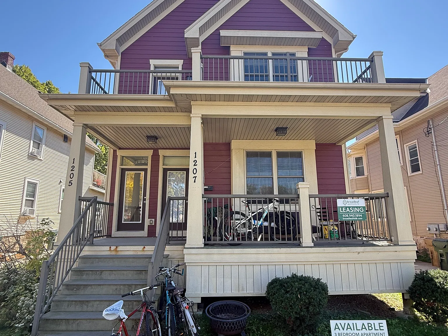 1205 Mound St — Photo 1