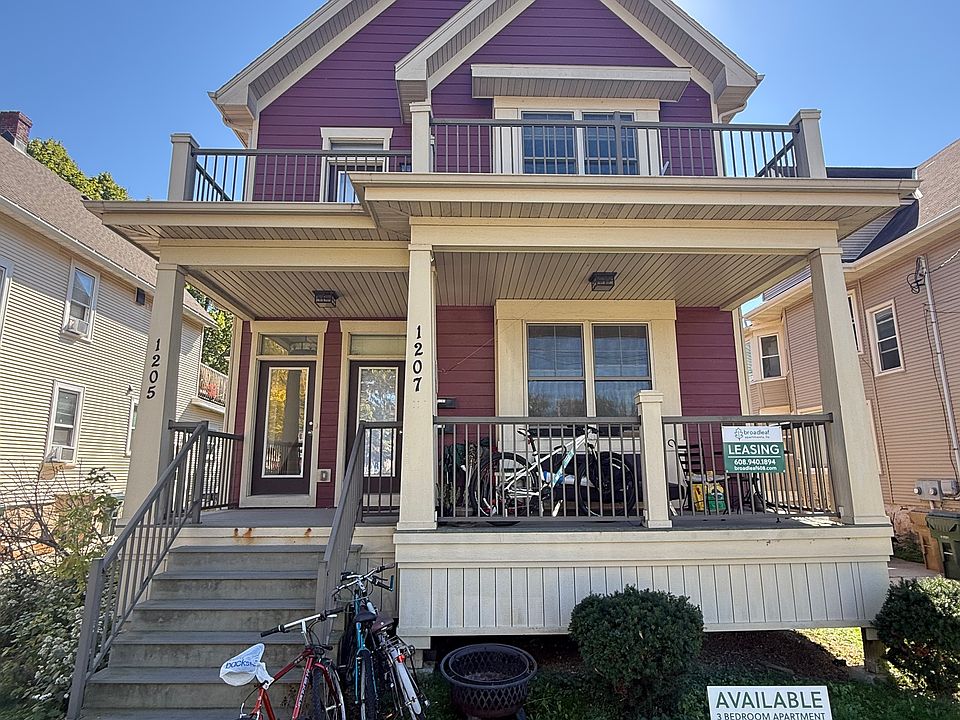 1st image of 1205 Mound St