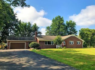 12323 Clarence Center Rd, Akron, NY 14001