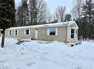 7896 O Ln, Gladstone, MI 49837