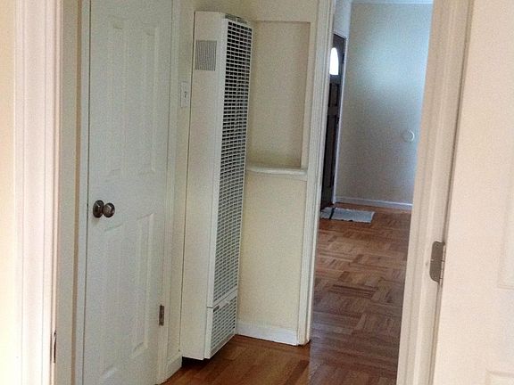 3rd image of 224 Accacia St