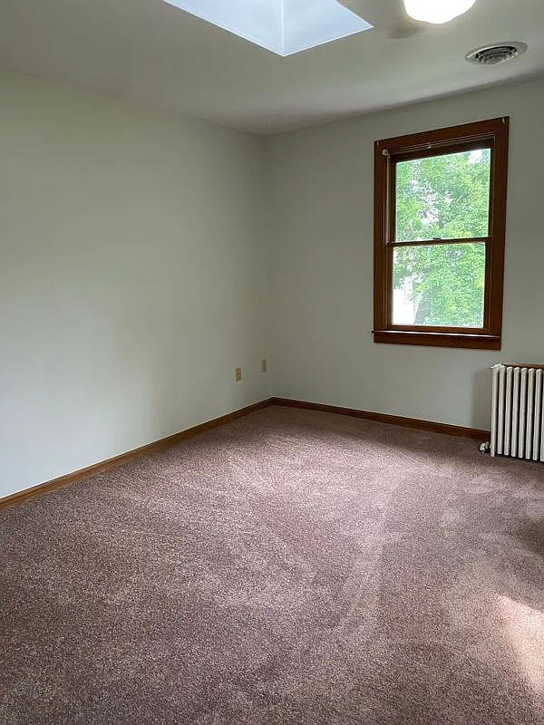 1 bed, 1.0 bath, 696 sqft, $1,250 — Photo 4