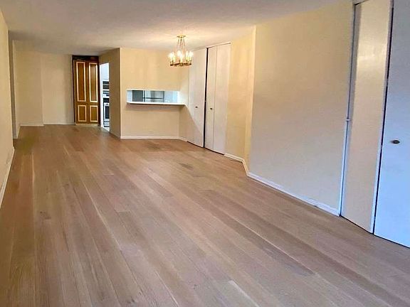 4th image of 225 W 83rd St APT 4Z