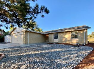 10653 W Tufts Ln, Littleton, CO 80127