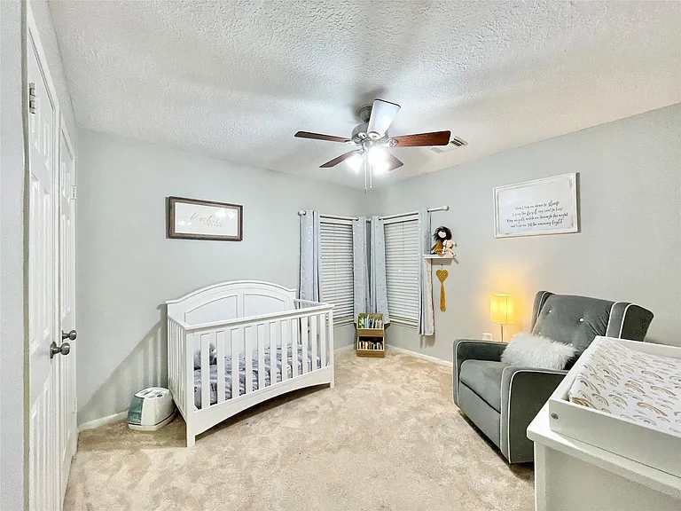 7 Windledge Pl — Photo 40