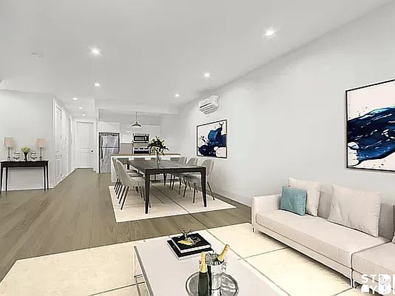 2nd image of 2099 Pacific St #1F