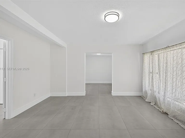 17150 NE 18th Ave — Photo 30