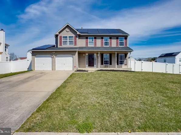402 Moore Blvd, Clayton, NJ 08312