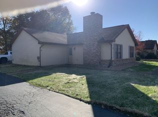 32 Rabbit Trail Dr, Washington, MO 63090