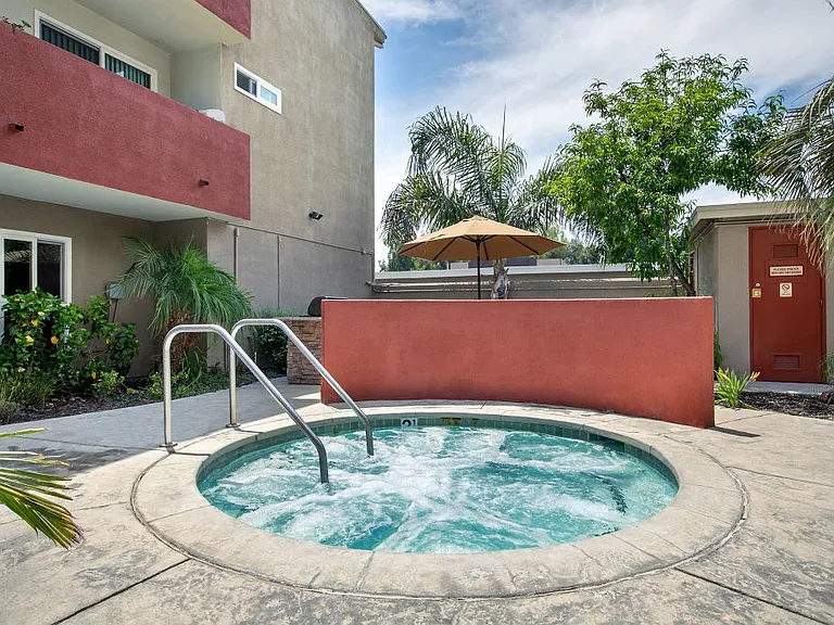 Relaxing Spa Area