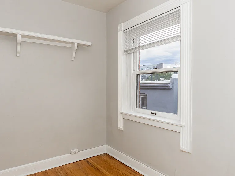 815 N Sherman St — Photo 14