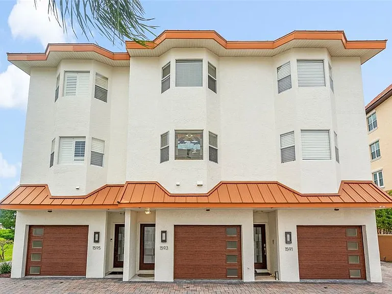1593 Pinellas Bayway S — Photo 6
