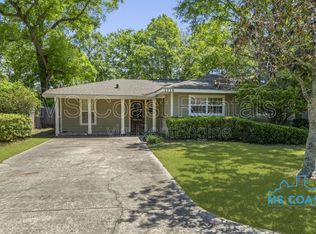 1718 Courthouse Rd, Gulfport, MS 39507