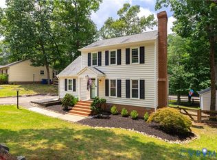 8263 Fourscore Dr, Mechanicsville, VA 23111