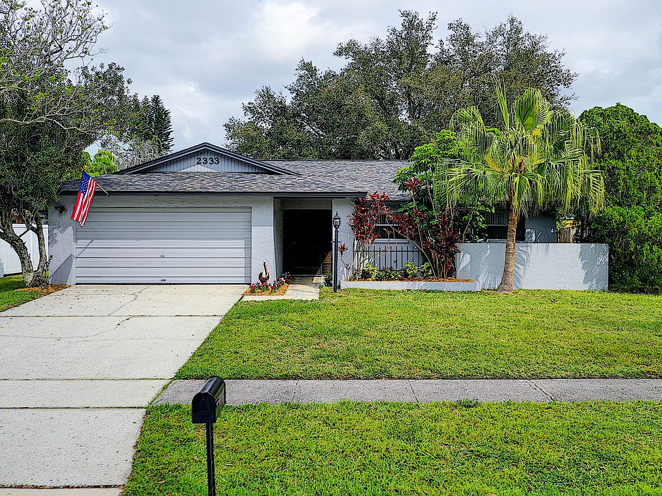 1st image of 2333 Hawthorne Dr