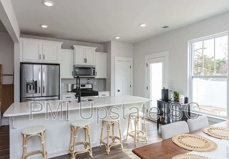 1069 Millison Pl — Photo 8