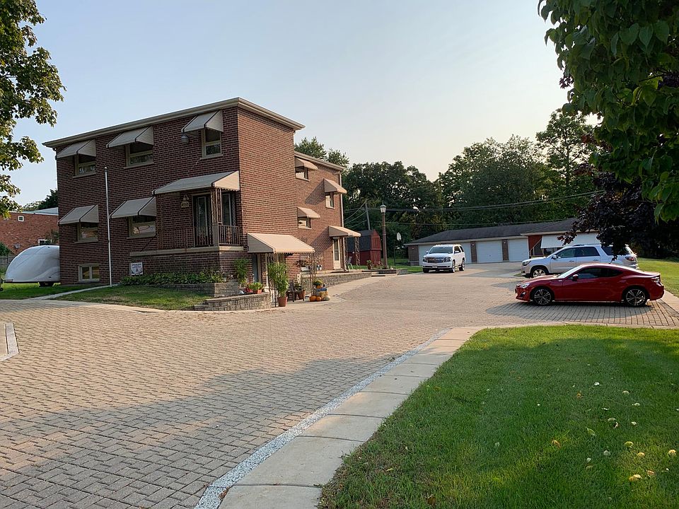 1st image of 4733 Yender Ave #2