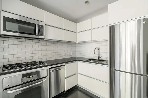 Rented by Compass | media 15