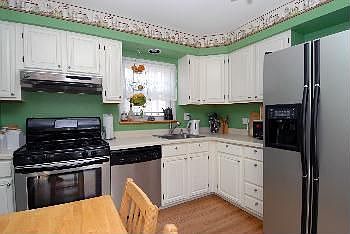 3rd image of 736 N Kaspar Ave