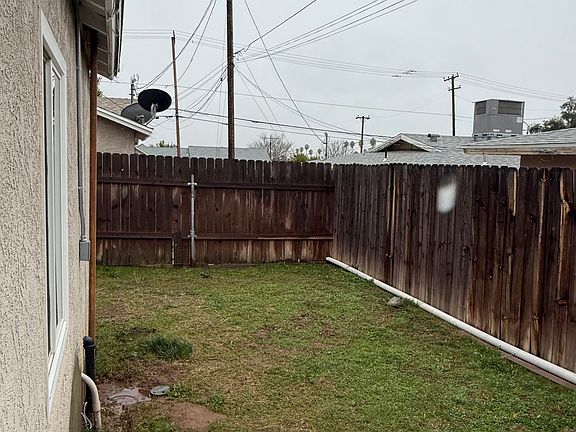 5th image of 35158 Avenue E E