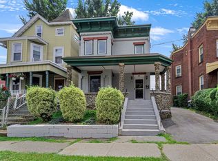 49 Overlook Pl, Newburgh, NY 12550